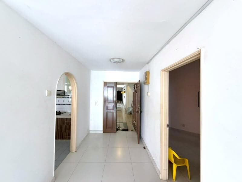 Condominium for Rent at Robson Condominium - Kew . - Kitchen - PropertyGuru.com.my