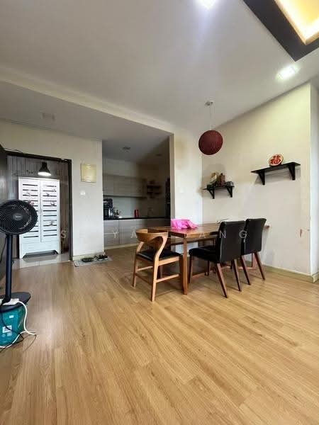 Apartment for Sale at Seri Austin Residence (Pangsapuri Seri Austin) - Seiya Liang - Dining Room - PropertyGuru.com.my
