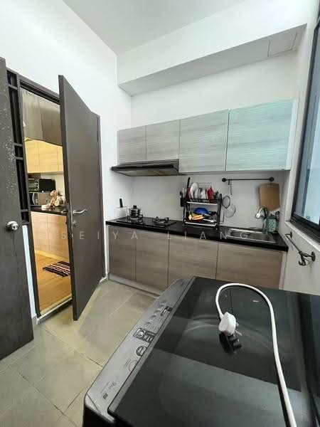 Apartment for Sale at Seri Austin Residence (Pangsapuri Seri Austin) - Seiya Liang - Kitchen - PropertyGuru.com.my