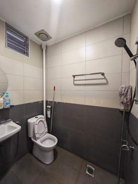 Rumah Teres 1-Tingkat untuk Dijual di Taman Megah Ria (Masai) - Calvin Lee - Bathroom - PropertyGuru.com.my