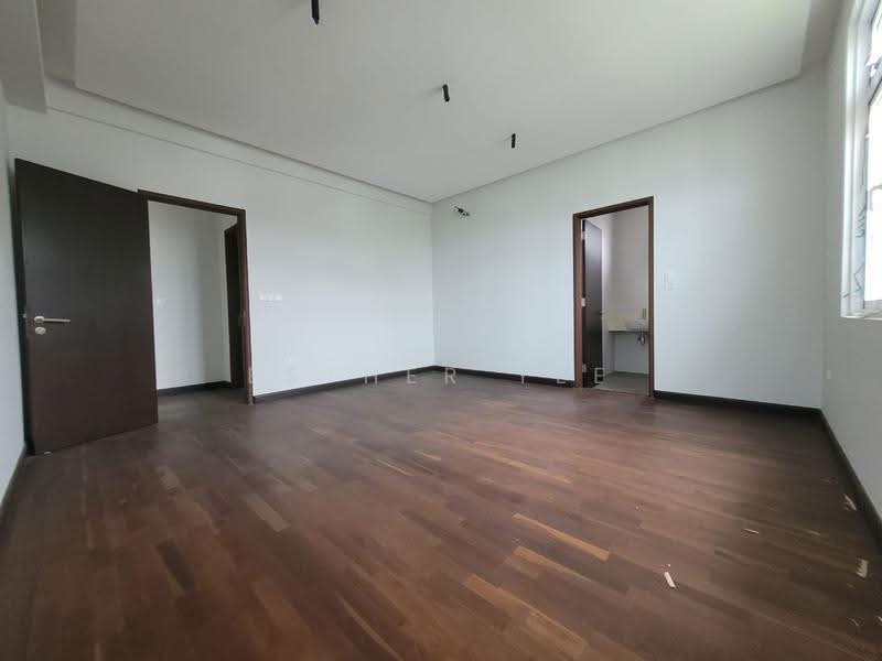 Bungalow House for Sale in Ampang (Selangor) - Esther Yee - PropertyGuru.com.my