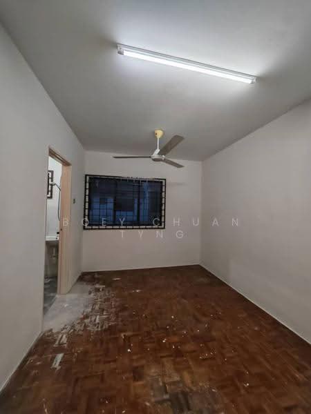 2-storey Terraced House for Sale in Taman Tampoi Indah (Tampoi) - Boey Chuan Tyng - Interior - PropertyGuru.com.my