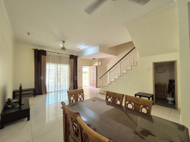 2-storey Terraced House for Sale in Alam Nusantara (Setia Alam) - Rafedah Binti Abdul Aziz - Living Room - PropertyGuru.com.my