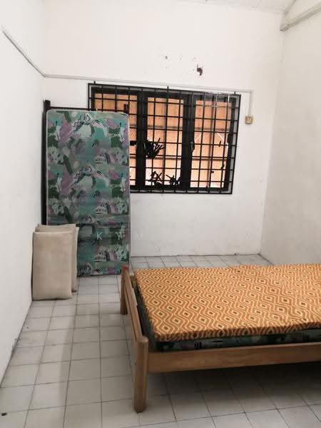 Rumah Teres 1-Tingkat untuk Dijual di Ulu Tiram (Johor) - Kym Kee - Bedroom - PropertyGuru.com.my