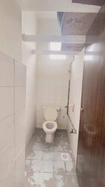 Shop / Office for Rent in Taman Selayang Jaya (Selayang) - Racheel Chang - Bathroom - PropertyGuru.com.my