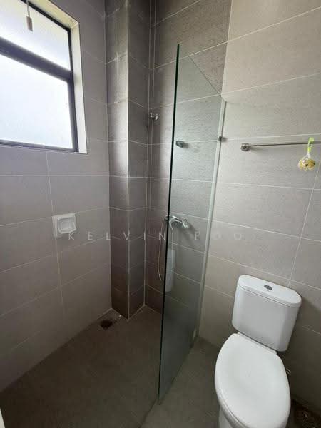 Semi-Detached House for Sale in Taman Melor (Teluk Intan) - Kelvin Foo - Bathroom - PropertyGuru.com.my