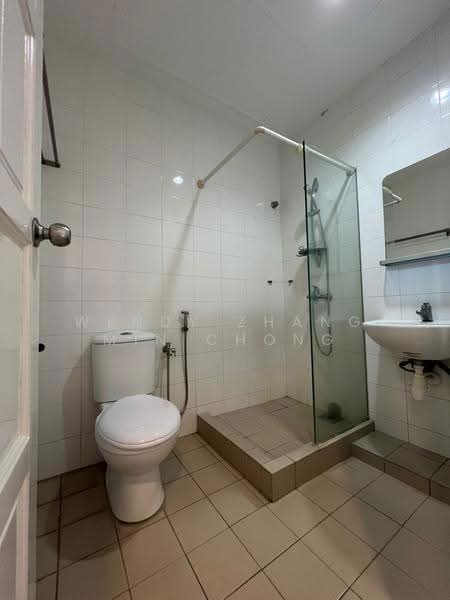 Condominium for Rent at GCB Court - Wendy Zhang Min Chong - Bathroom - PropertyGuru.com.my