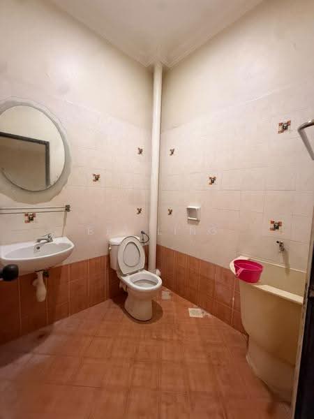 2-storey Terraced House for Rent in Taman Bagan (Butterworth) - Bee Ling - Bathroom - PropertyGuru.com.my