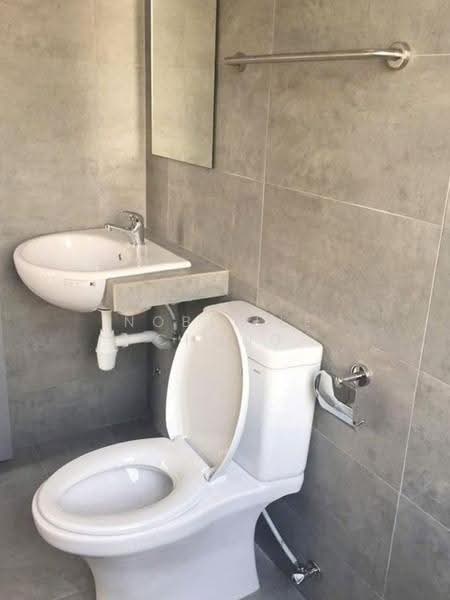 Service Residence for Sale at USJ One (You One) - Nobeille Chung - Bathroom - PropertyGuru.com.my
