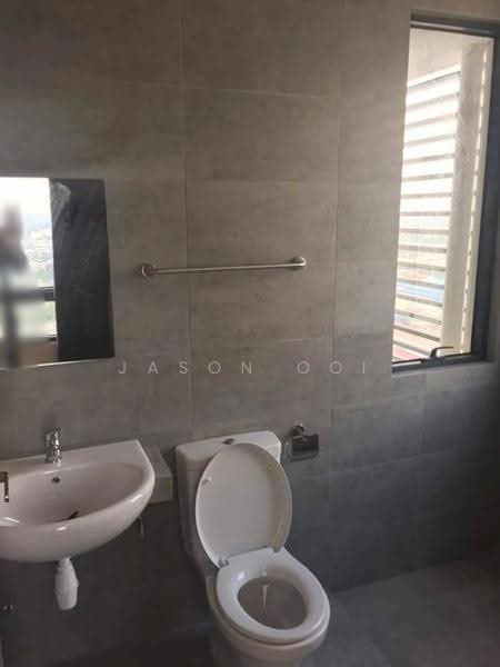 Kediaman Servis untuk Dijual di USJ One (You One) - Jason Ooi - Bathroom - PropertyGuru.com.my