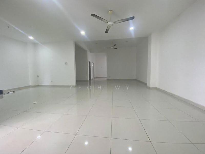 Rumah Teres 2-Tingkat untuk Disewa di D'Kayangan (Shah Alam) - Yeoh WY - Living Room - PropertyGuru.com.my