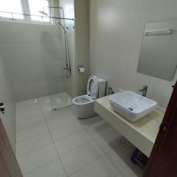 Service Residence for Sale at Grandview 360 - Agnes Wong - Bathroom - PropertyGuru.com.my