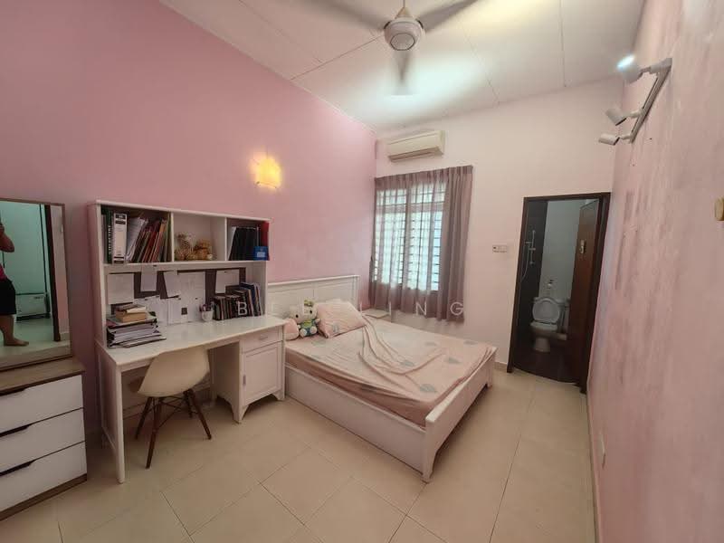 2-storey Terraced House for Rent in Taman Bagan (Butterworth) - Bee Ling - Bedroom - PropertyGuru.com.my