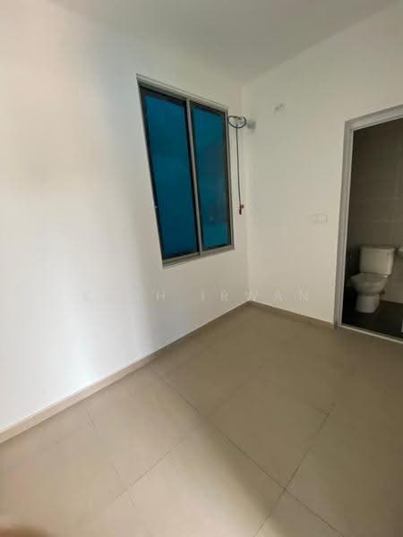 Condominium for Sale at Selayang Mutiara Residensi - Shah Irwan - Bathroom - PropertyGuru.com.my