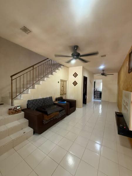 2-storey Terraced House for Sale in Bandar Putra Kulai (Kulai) - Jayden Ng - Living Room - PropertyGuru.com.my