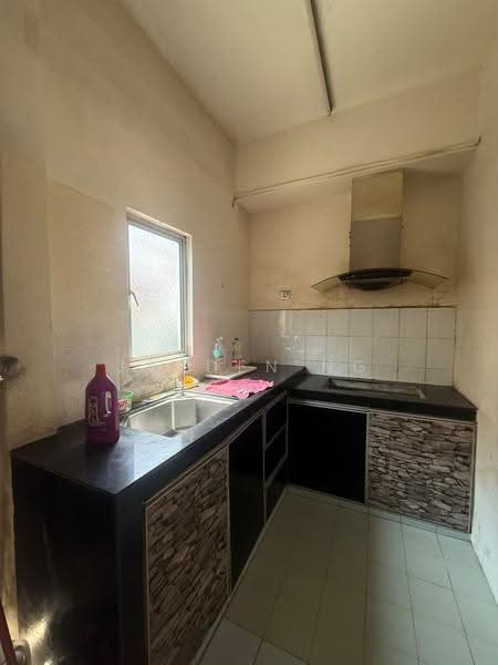 2-storey Terraced House for Sale in Bandar Putra Kulai (Kulai) - Jayden Ng - Kitchen - PropertyGuru.com.my
