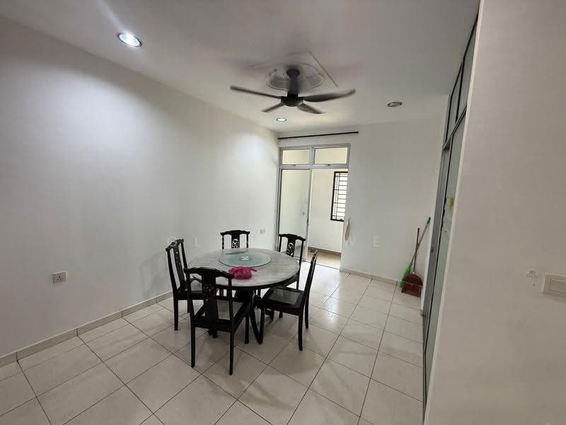 Rumah Teres 2-Tingkat untuk Disewa di Taman Nusa Idaman (Iskandar Puteri (Nusajaya)) - Glenn Twe - Dining Room - PropertyGuru.com.my