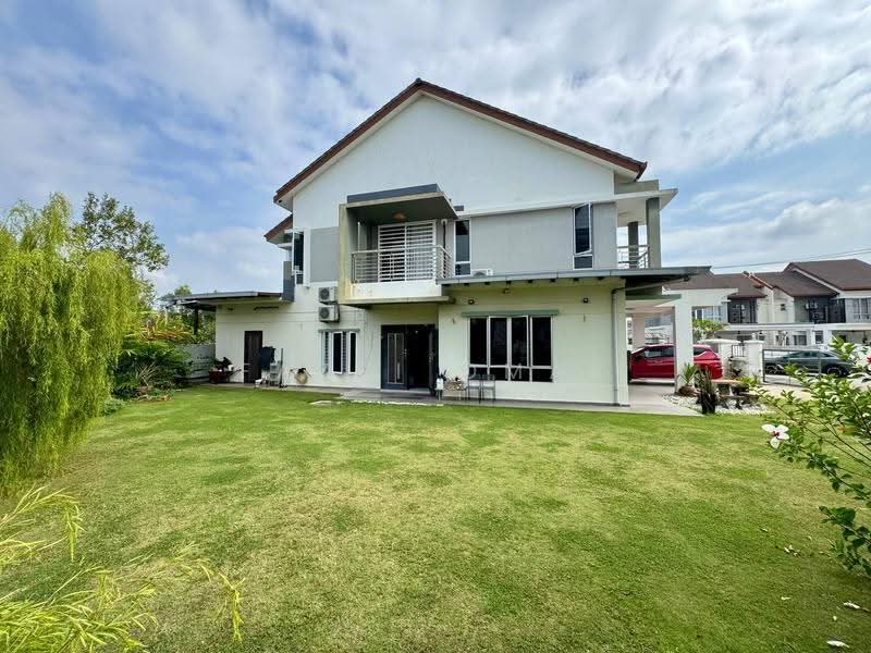 Semi-Detached House for Sale in Alam Suria (Puncak Alam) - Fazri Omar - Exterior - PropertyGuru.com.my