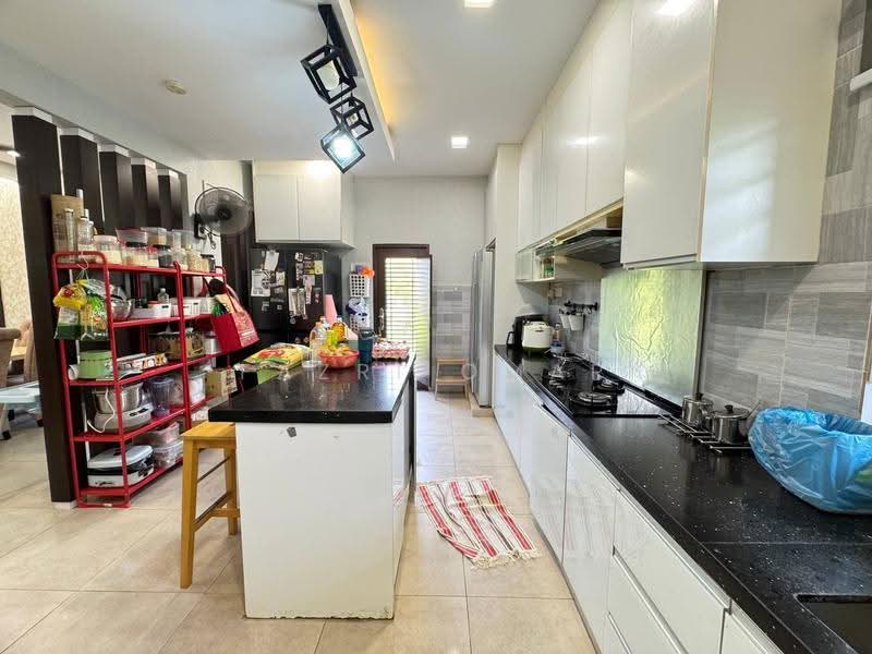 Semi-Detached House for Sale in Alam Suria (Puncak Alam) - Fazri Omar - Kitchen - PropertyGuru.com.my