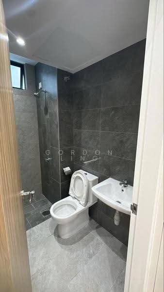 Service Residence for Sale at Traders Park - Gordon Ling - Bathroom - PropertyGuru.com.my