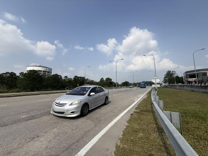 Shop / Office untuk Disewa di Iskandar Puteri (Nusajaya) (Johor) - Cora Loh - Exterior - PropertyGuru.com.my