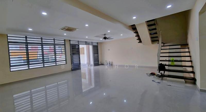 Semi-Detached House for Rent in Bayan Lepas (Penang) - Bebe Khor - Living Room - PropertyGuru.com.my