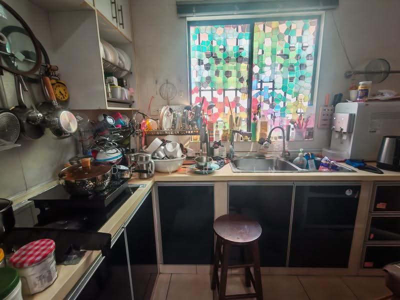 Rumah Teres 2-Tingkat untuk Dijual di Taman Bukit Mewah (Kajang) - Denver Sin - Kitchen - PropertyGuru.com.my