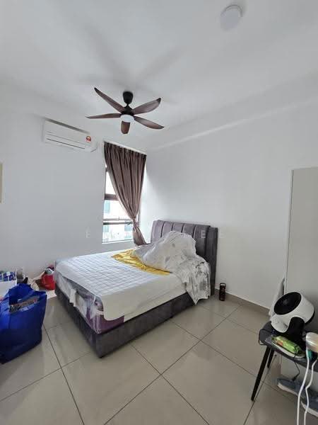 Kediaman Servis untuk Dijual di D'Summit Residences - Emma Lee - Bedroom - PropertyGuru.com.my