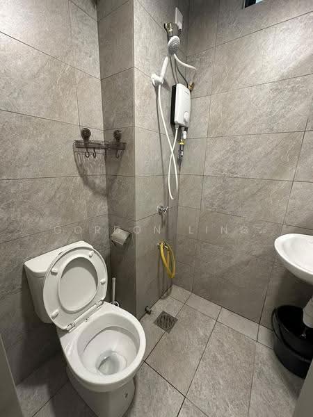 Kediaman Servis untuk Disewa di Traders Park - Gordon Ling - Bathroom - PropertyGuru.com.my