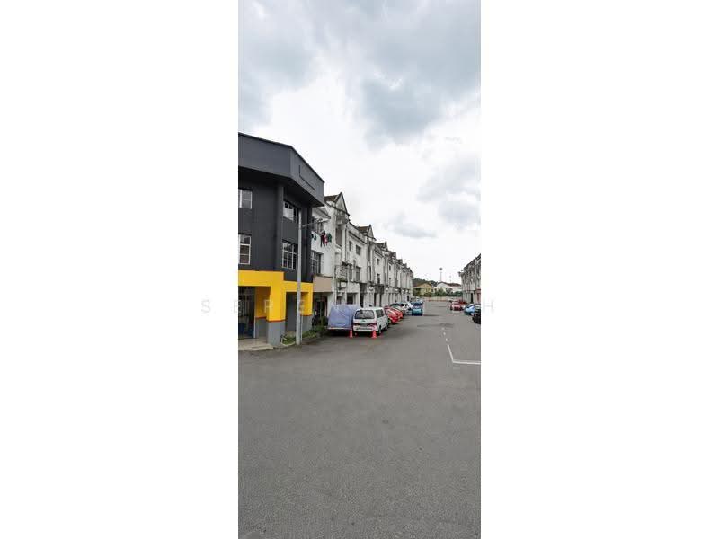 Kedai untuk Dijual di Taman Putri Kulai (Kulai) - Serene Teh - Exterior - PropertyGuru.com.my