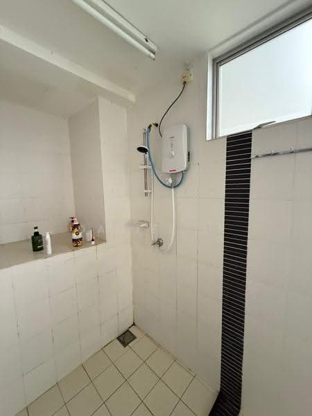 Kediaman Servis untuk Disewa di Domain 4 @ NeoCyber - Daniel Je - Bathroom - PropertyGuru.com.my