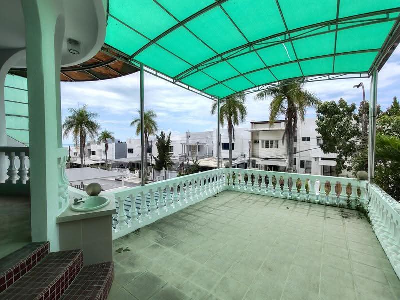 2.5-storey Terraced House for Sale in Batu Ferringhi (Penang) - Elynne Leong - Balcony - PropertyGuru.com.my