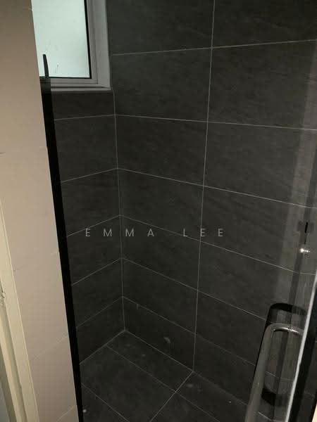 Pangsapuri untuk Dijual di Larkin Residence Phase 2 - Emma Lee - Bathroom - PropertyGuru.com.my