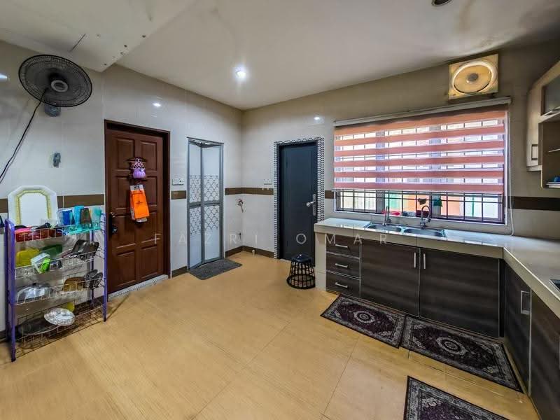 Terraced House for Sale in Bandar Baru Nilai (Nilai) - Fazri Omar - Kitchen - PropertyGuru.com.my