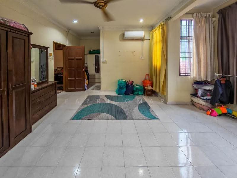 Terraced House for Sale in Bandar Baru Nilai (Nilai) - Fazri Omar - Living Room - PropertyGuru.com.my