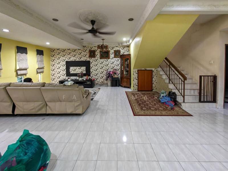 Terraced House for Sale in Bandar Baru Nilai (Nilai) - Fazri Omar - Living Room - PropertyGuru.com.my