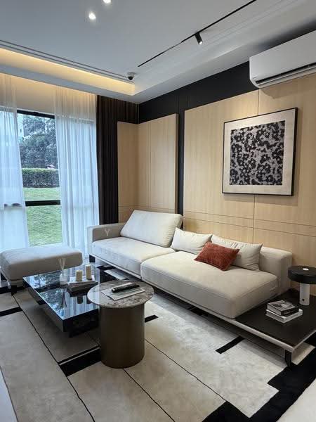 Tanah Kediaman untuk Dijual di Tampoi (Johor) - Lynn Tee - Living Room - PropertyGuru.com.my
