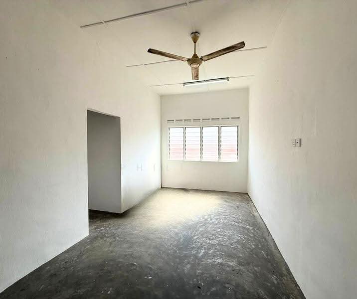 Flat for Sale at Taman Pulai Utama - Philip . - Interior - PropertyGuru.com.my