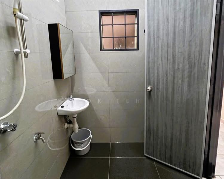 Condominium for Rent at Menara KLH Puchong - Lok Teh - Bathroom - PropertyGuru.com.my