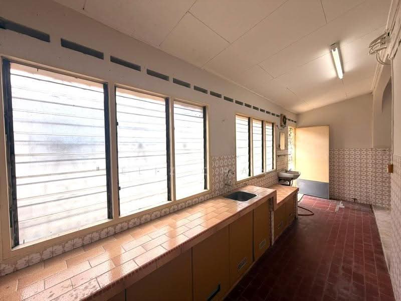 Rumah Teres 1-Tingkat untuk Dijual di Taman Sri Segambut (Segambut) - Eliz Chan - Kitchen - PropertyGuru.com.my