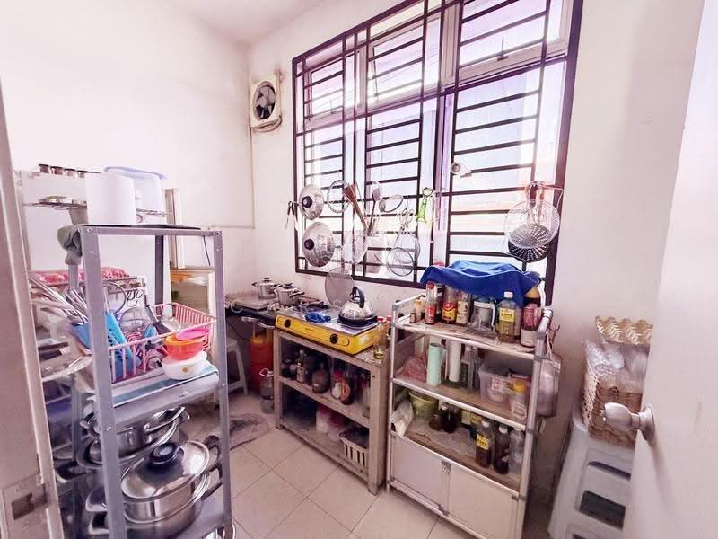 Rumah Teres 2.5-Tingkat untuk Dijual di Taman Setia Indah (Tebrau) - Carson . - Kitchen - PropertyGuru.com.my