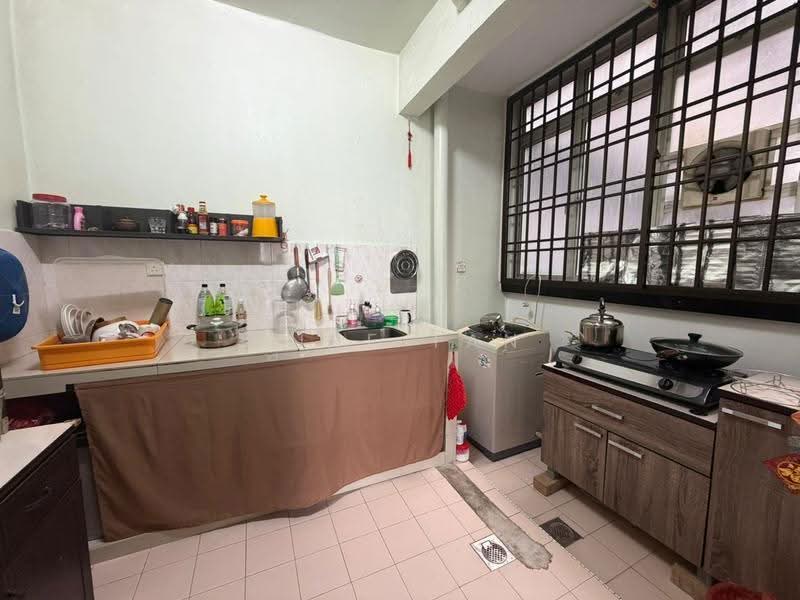 Apartment for Sale at Idaman Senibong - June Tan - Kitchen - PropertyGuru.com.my