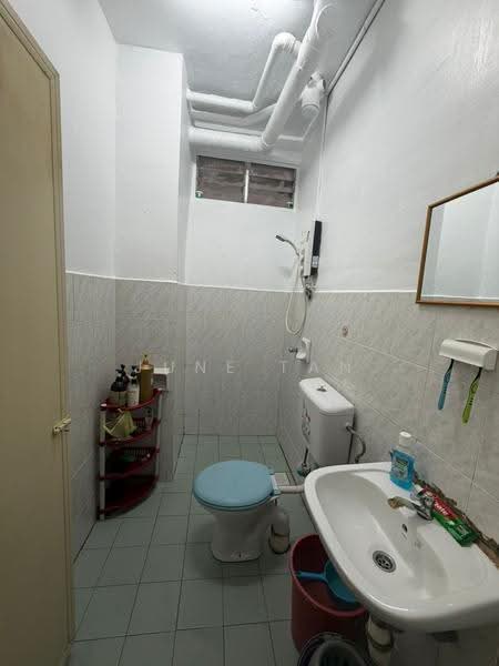 Apartment for Sale at Idaman Senibong - June Tan - Bathroom - PropertyGuru.com.my