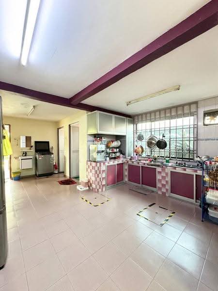 Rumah Teres 1-Tingkat untuk Dijual di Skudai (Johor) - Sharon Ng - Kitchen - PropertyGuru.com.my