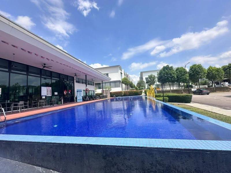 3-storey Terraced House for Sale in Taman Mount Austin (Tebrau) - Carson . - Exterior - PropertyGuru.com.my