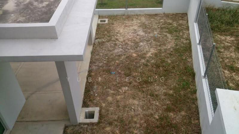 Rumah Teres 2-Tingkat untuk Dijual di Bandar Saujana Putra (Tanjong Duabelas) - Yubi Leong - Exterior - PropertyGuru.com.my