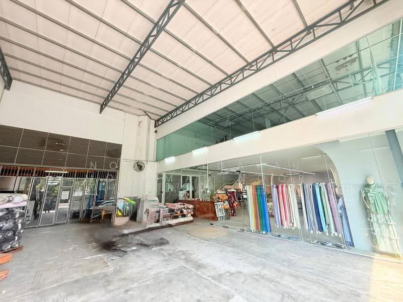 Retail Space for Rent in Cheras (Kuala Lumpur) - Noor Hidayah Mohamad Noor - Interior - PropertyGuru.com.my