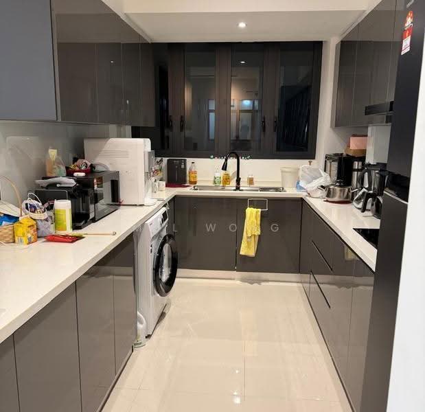Kediaman Servis untuk Dijual di United Point (Residensi Berpadu) - Mel Wong - Kitchen - PropertyGuru.com.my