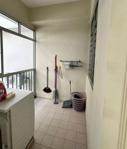 Kondominium untuk Disewa di Coastal Tower - Sr. Helen Teoh - Balcony - PropertyGuru.com.my