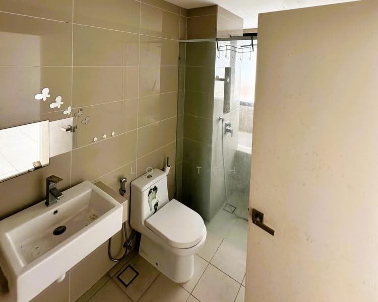 Kondominium untuk Disewa di Mirage By The Lake - Lok Teh - Bathroom - PropertyGuru.com.my